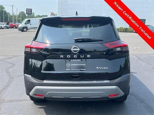 2022 Nissan Rogue SV