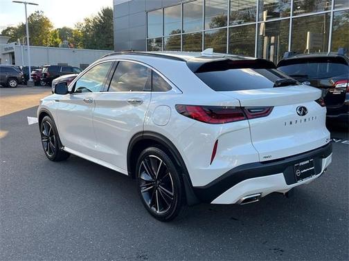 2022 INFINITI QX55 ESSENTIAL