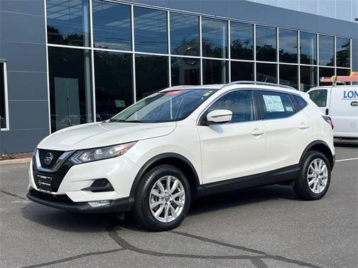 2022 Nissan Rogue Sport SV