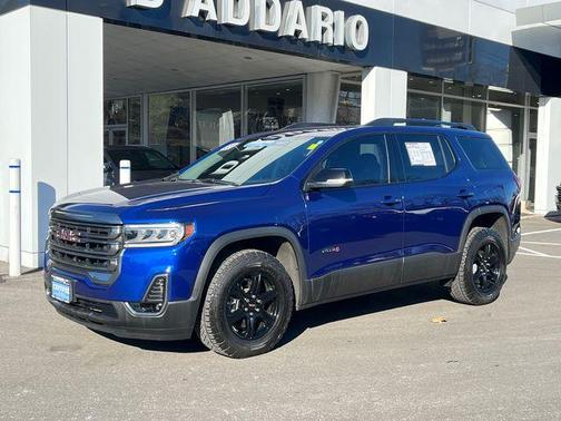 2023 GMC Acadia AT4