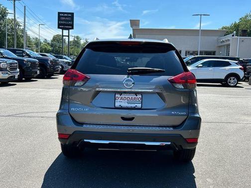 Gun Metallic 2019 Nissan Rogue SV