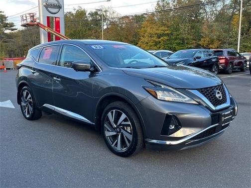 2023 Nissan Murano SL