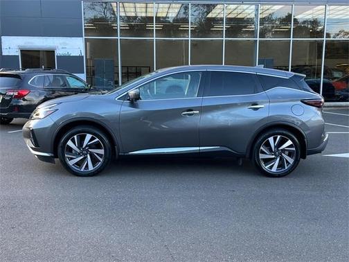 2023 Nissan Murano SL