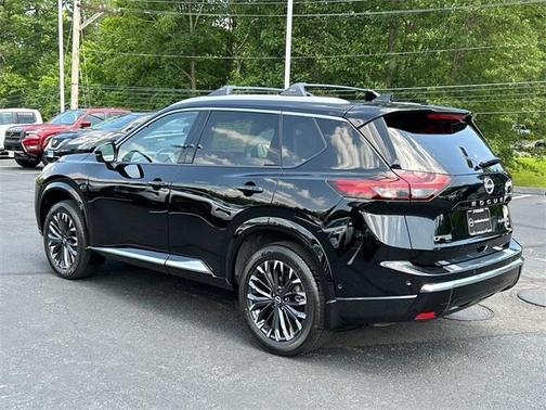 2025 Nissan Rogue Platinum