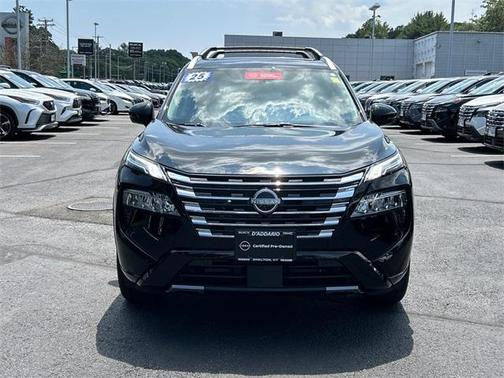 2025 Nissan Rogue Platinum
