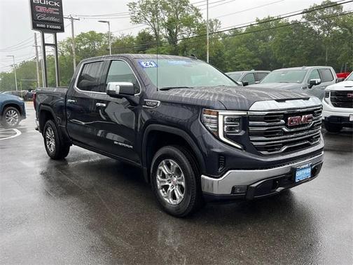 2024 GMC Sierra 1500 SLT