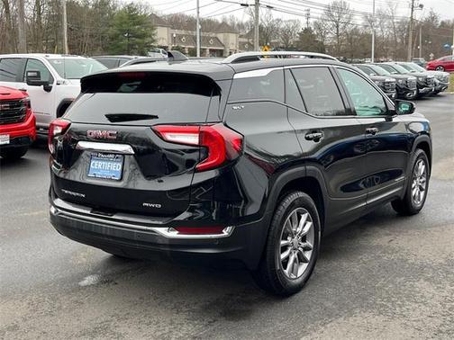 2022 GMC Terrain SLT