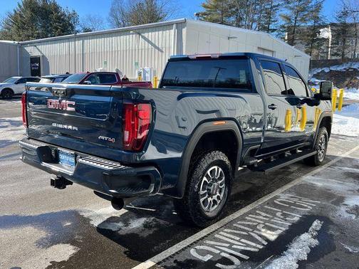 2023 GMC Sierra 2500 AT4
