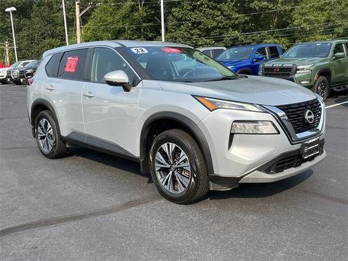 2022 Nissan Rogue SV