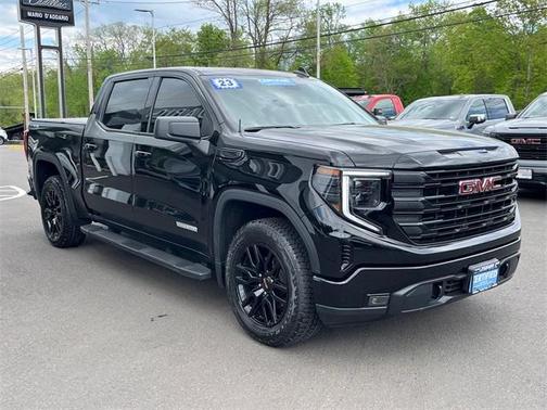 2023 GMC Sierra 1500 Elevation