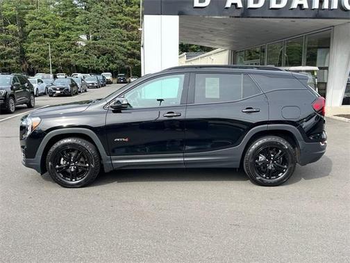 2022 GMC Terrain AT4
