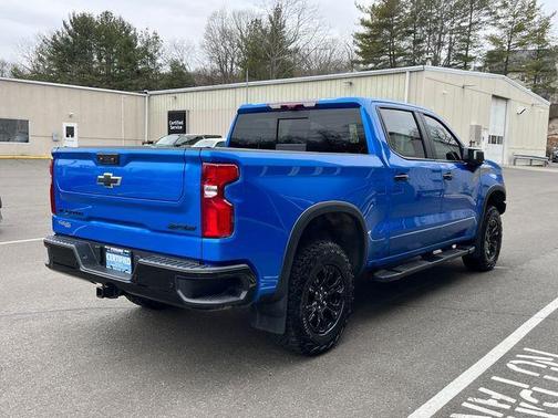2025 Chevrolet Silverado 1500 ZR2