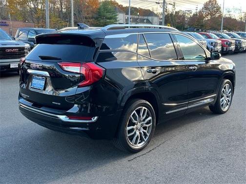 2023 GMC Terrain Denali