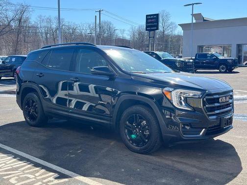2022 GMC Terrain AT4