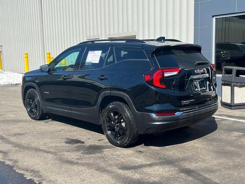 2022 GMC Terrain AT4