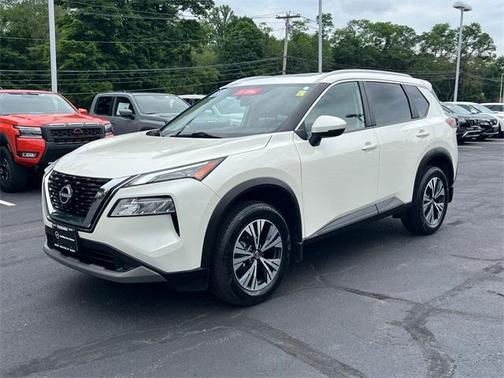 2022 Nissan Rogue SV