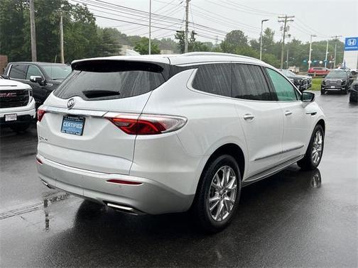 2023 Buick Enclave Premium