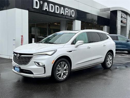 2023 Buick Enclave Premium