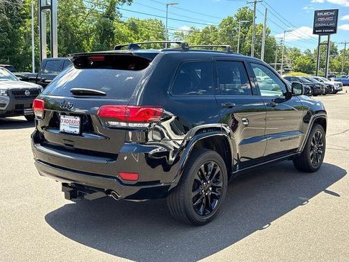 Diamond Black 2021 Jeep Grand Cherokee Laredo X