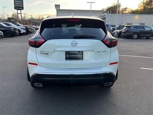2024 Nissan Murano SV