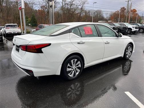 2022 Nissan Altima 2.5 S