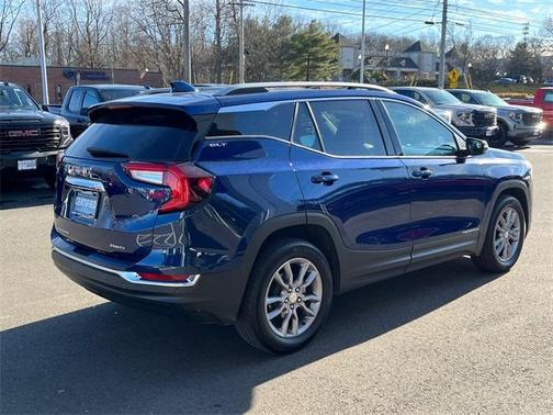 2022 GMC Terrain SLT