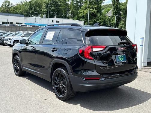 Ebony Twilight Metallic 2024 GMC Terrain SLE