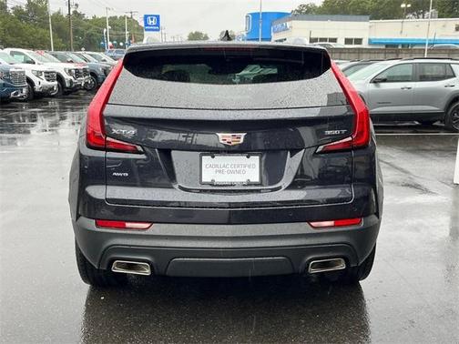 2022 Cadillac XT4 Luxury