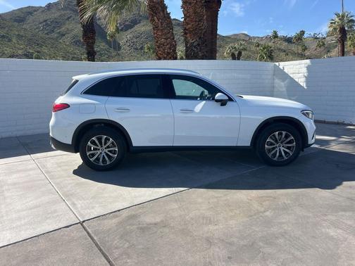 2024 Mercedes-Benz GLC 300 4MATIC