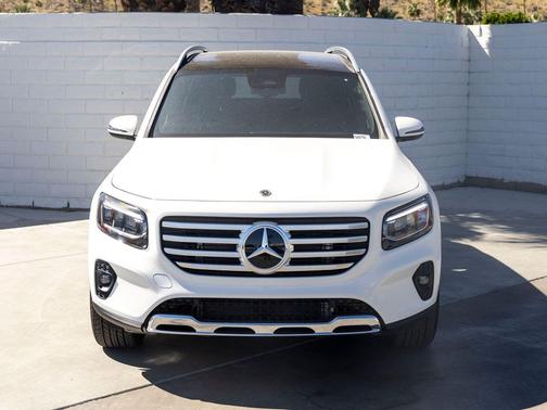 Polar White 2026 Mercedes-Benz GLB 250 Base