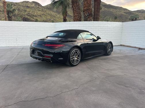 2023 Mercedes-Benz AMG SL 63 Base