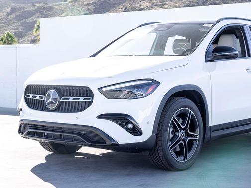 2026 Mercedes-Benz GLA 250 4MATIC