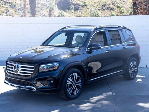 Night Black 2026 Mercedes-Benz GLB 250 Base