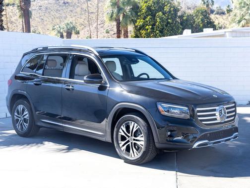 Night Black 2026 Mercedes-Benz GLB 250 Base