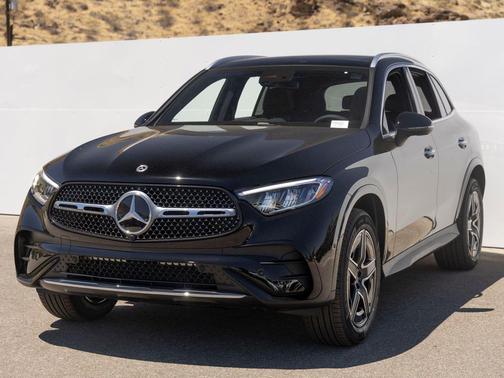 Black 2026 Mercedes-Benz GLC 300 Base