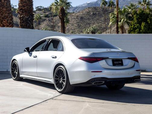 2022 Mercedes-Benz S-Class 4MATIC