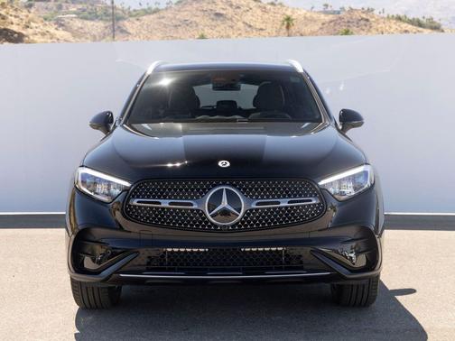 Black 2026 Mercedes-Benz GLC 300 Base