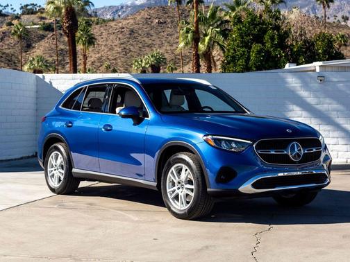 2025 Mercedes-Benz GLC 300 4MATIC