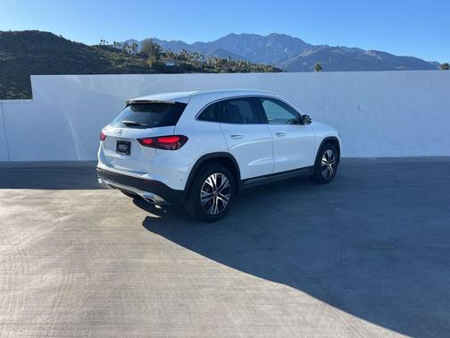 2025 Mercedes-Benz GLA 250 4MATIC