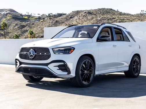 MOONLIGHTWHITE 2026 Mercedes-Benz GLE 580 4MATIC