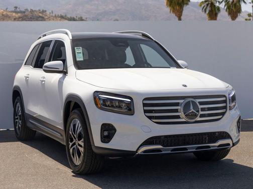 Polar White 2026 Mercedes-Benz GLB 250 Base