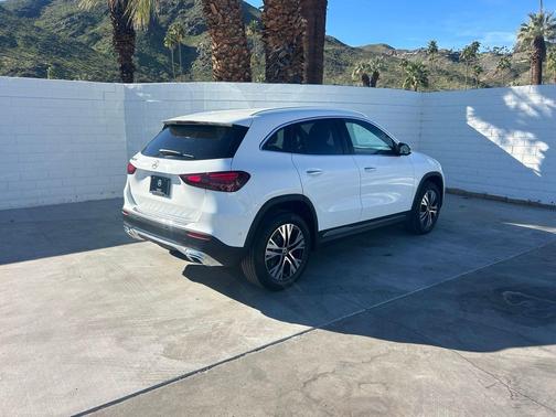 2025 Mercedes-Benz GLA 250 4MATIC