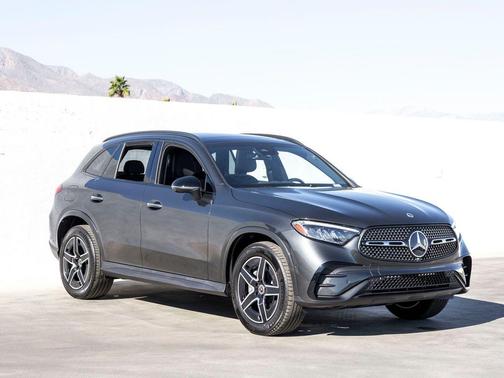 2026 Mercedes-Benz GLC 300 4MATIC