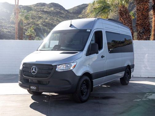 2025 Mercedes-Benz Sprinter 2500 Standard Roof