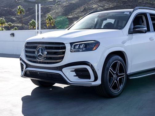 2026 Mercedes-Benz GLS 450 4MATIC