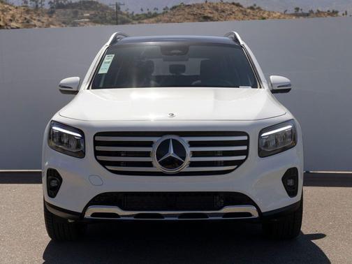 Polar White 2026 Mercedes-Benz GLB 250 Base