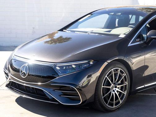 Graphite Grey Metallic 2023 Mercedes-Benz EQS 580 4MATIC