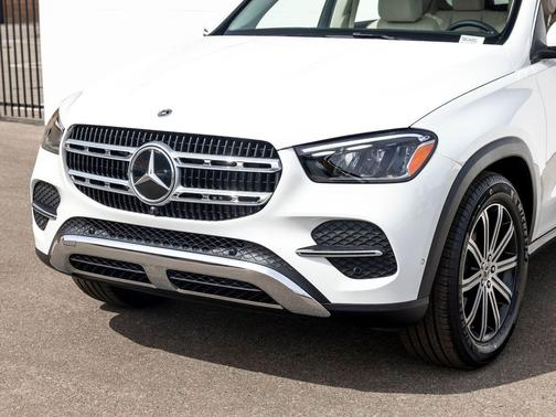 Polar White 2026 Mercedes-Benz GLE 350 4MATIC