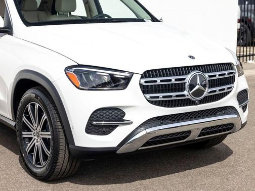 Polar White 2026 Mercedes-Benz GLE 350 4MATIC