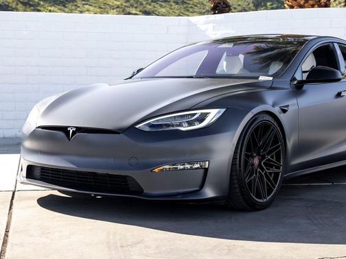 2021 Tesla Model S Plaid